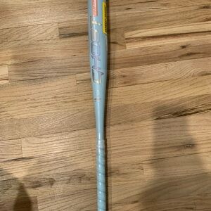 Easton Ghost unlimited -11 softball bat